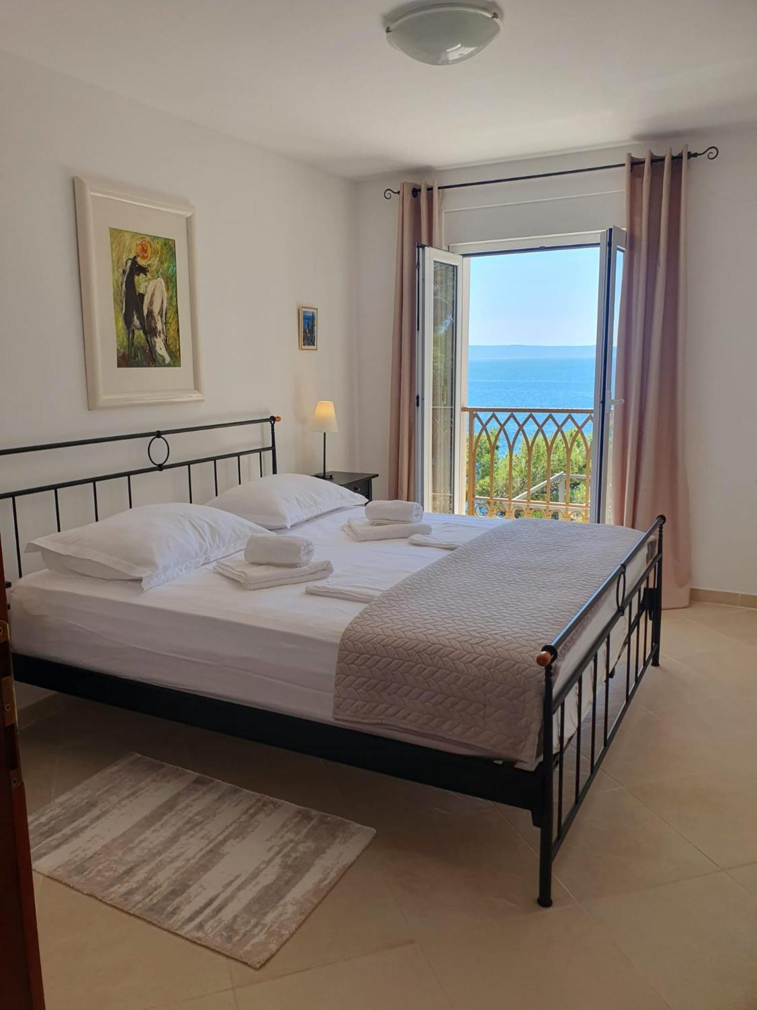 Inas Place Baška Voda Exteriör bild